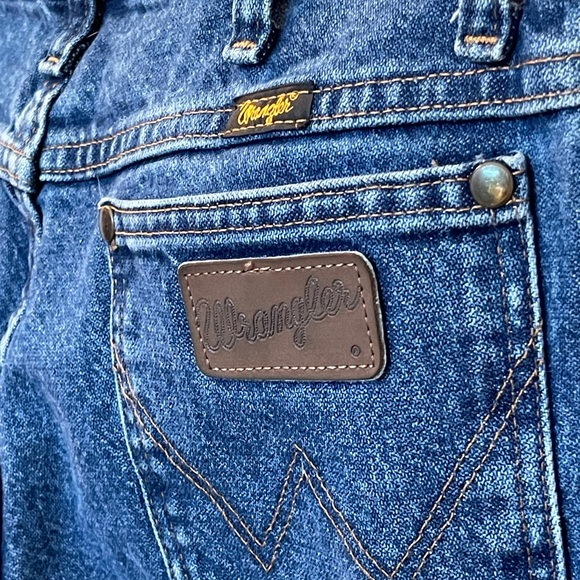 Wrangler Slim Fit 36 MWZ. - Picture 4 of 5